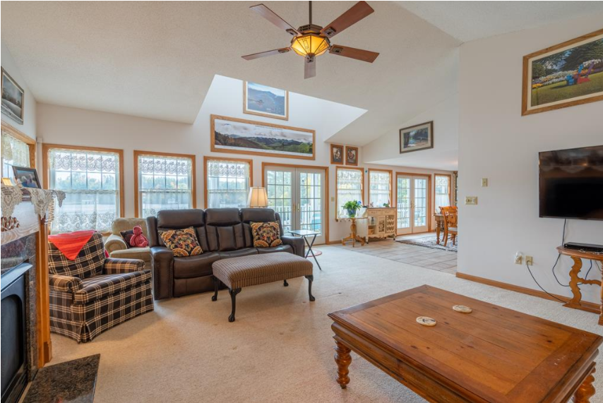 Schönes Einfamilienhaus an der Elbe